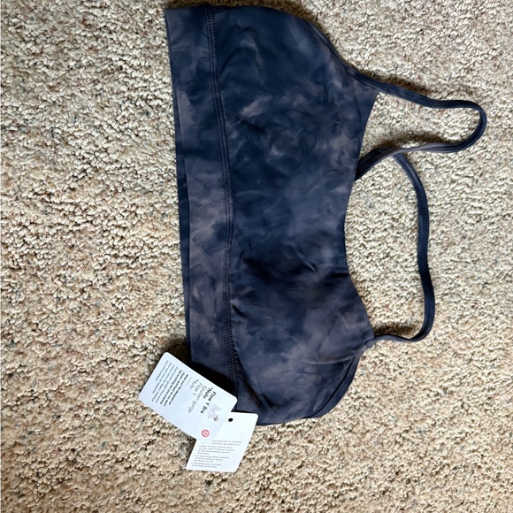 COPY - lululemon athletica Tie-Dye Sports Bra - Blue and Black - Picture 3 of 6